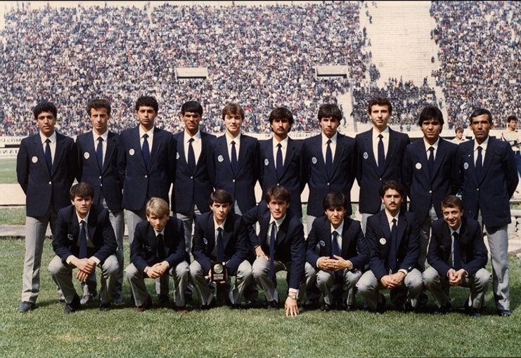 İzmir Şampiyonu İzmirspor A Genç Takımı